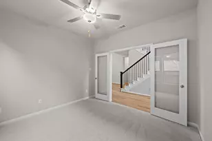26151 Treetop Ter Ln, Montgomery, TX 77316 - Photo 10