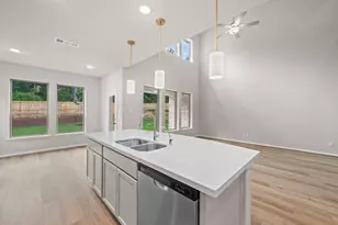 26151 Treetop Ter Ln, Montgomery, TX 77316 - Photo 6