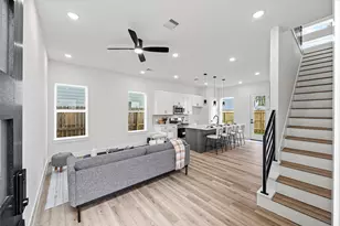 2477 Carmel St, Houston, TX 77091 - Photo 14