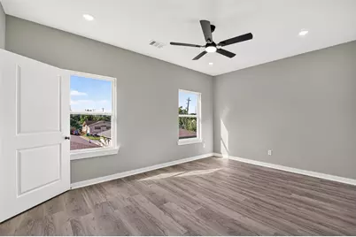 306 Bolden Street #B, Houston, TX 77029 - Photo 8