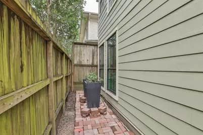 1611 Oakdale Street, Houston, TX 77004 - Photo 40