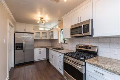 1611 Oakdale Street, Houston, TX 77004 - Photo 12