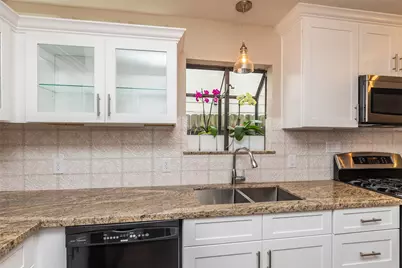1611 Oakdale Street, Houston, TX 77004 - Photo 14