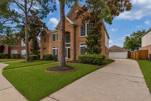 10023 Katherine Ct, Houston, TX 77089 - Photo 2