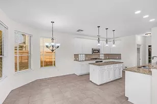 10023 Katherine Ct, Houston, TX 77089 - Photo 8