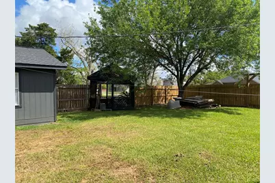 614 S Erwin St, Brazoria, TX 77422 - Photo 38