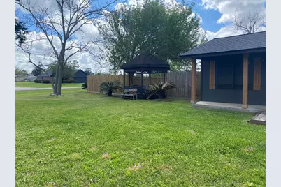 614 S Erwin St, Brazoria, TX 77422 - Photo 6