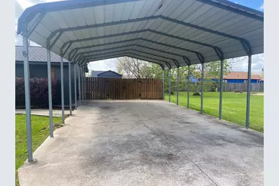 614 S Erwin St, Brazoria, TX 77422 - Photo 4