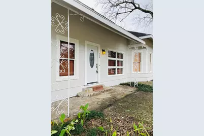 229 E Saunders Street, League City, TX 77573 - Photo 2