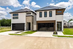 651 Winding Oaks, Stafford, TX 77477 - Photo 4