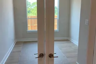 14332 Moonlit Crk Ct, Montgomery, TX 77316 - Photo 8