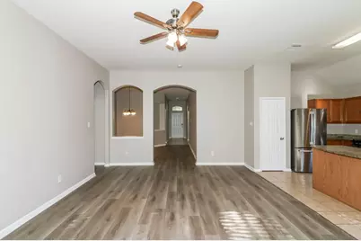 21807 Cascade Hollow Lane, Spring, TX 77379 - Photo 4