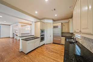 4607 Regent Manor Dr, Kingwood, TX 77345 - Photo 8