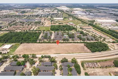 1003 Greens Road, Houston, TX 77060 - Photo 4