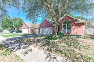 6210 Newbury Dr, Katy, TX 77449 - Photo 4