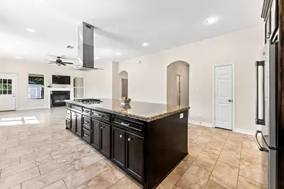 3676 Pin Oak Drive, Conroe, TX 77301 - Photo 10