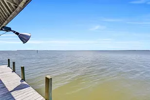 243 Isles End Rd, Tiki Island, TX 77554 - Photo 34