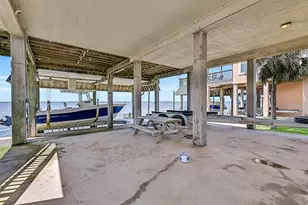 243 Isles End Rd, Tiki Island, TX 77554 - Photo 30