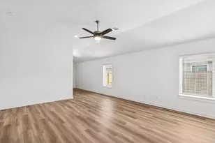 1707 Green Warbler Ln, Crosby, TX 77532 - Photo 4