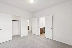 649 Woodhaven Lks Dr, La Marque, TX 77568 - Photo 24