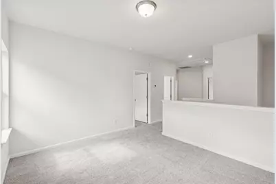 649 Woodhaven Lakes Drive, La Marque, TX 77568 - Photo 18