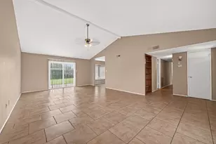 7410 La Granada Dr, Houston, TX 77083 - Photo 10
