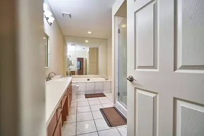 2816 Holly Hall Street, Houston, TX 77054 - Photo 14