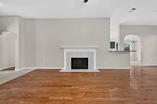 15627 Rosewood Hill Ct, Sugar Land, TX 77498 - Photo 12