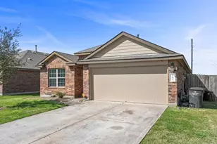 715 Harvest Bluff Dr, Rosharon, TX 77583 - Photo 2