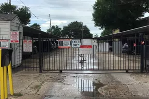 10603 S Wilcrest Dr, Houston, TX 77099 - Photo 2