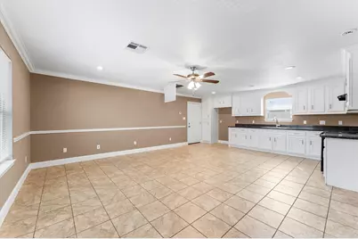 8221 Brockton Street #B, Houston, TX 77017 - Photo 10
