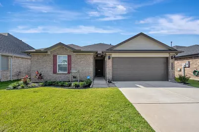 9525 Chelsea Street, Texas City, TX 77591 - Photo 1