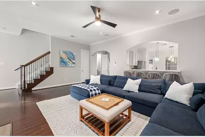 2833 Shadow Woods Court, Houston, TX 77043 - Photo 6