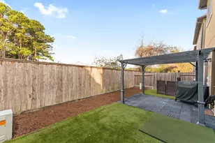 2833 Shadow Woods Ct, Houston, TX 77043 - Photo 34