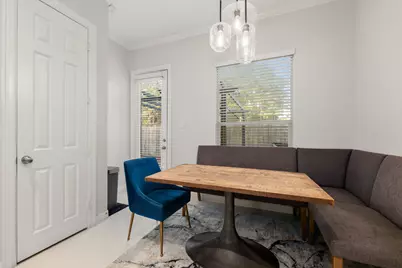 2833 Shadow Woods Court, Houston, TX 77043 - Photo 14