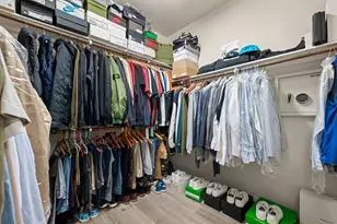 2833 Shadow Woods Ct, Houston, TX 77043 - Photo 24