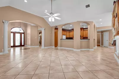 11207 Indian Trails Drive, Tomball, TX 77375 - Photo 4