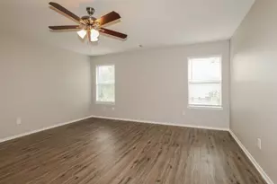 21118 Bridgemeadows Ln, Katy, TX 77449 - Photo 10