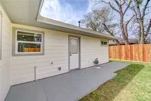 6027 Kenilwood Dr, Houston, TX 77033 - Photo 40