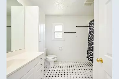 5614 Bough Court, Houston, TX 77092 - Photo 16