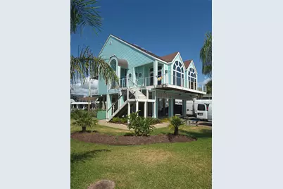 129 Quayside Drive, Tiki Island, TX 77554 - Photo 10