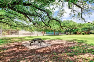 94 Drew St, Houston, TX 77006 - Photo 28