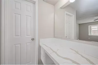 5622 Valkeith Drive, Houston, TX 77096 - Photo 30