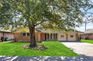 7634 Wynlea St, Houston, TX 77061 - Photo 2