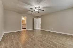 88 W White Willow Cir, The Woodlands, TX 77381 - Photo 16