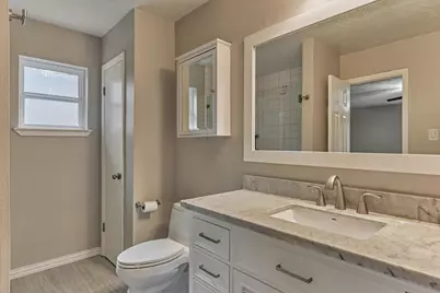 88 W White Willow Circle, The Woodlands, TX 77381 - Photo 18