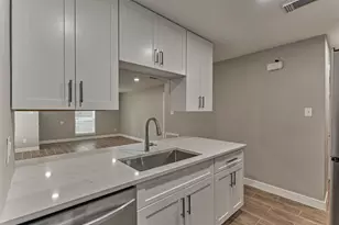 88 W White Willow Cir, The Woodlands, TX 77381 - Photo 14