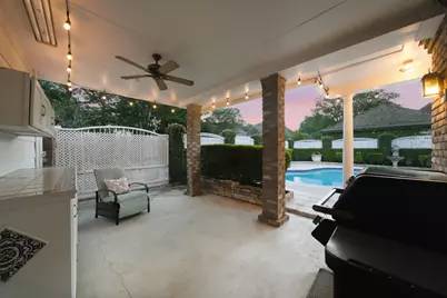 15814 Fleetwood Oaks Drive, Houston, TX 77079 - Photo 38