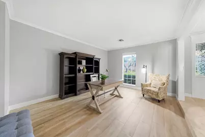 15814 Fleetwood Oaks Drive, Houston, TX 77079 - Photo 10