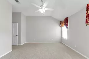 135 Snug Harbor Dr, Conroe, TX 77356 - Photo 18